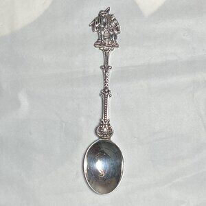 Souvenir Spoon Water Bearers Man Woman Silver Tone 4 3/4” Marked 90 HOLLAND. EUC